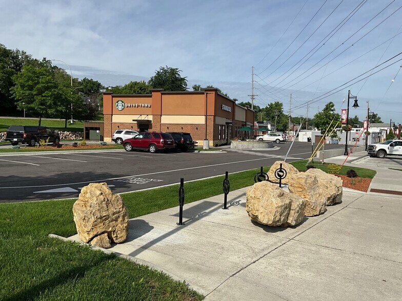 More Photos Of 1315 Old West Main St, Red Wing Storefront For Lease
