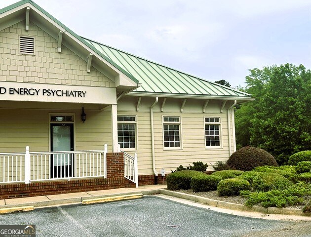 More Photos Of 37 Calumet Pky, Newnan Office For Lease