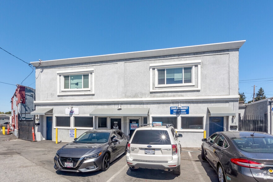 More Photos Of 1437-1443 E Bayshore Rd, Palo Alto Storefront Retail Residential For Lease