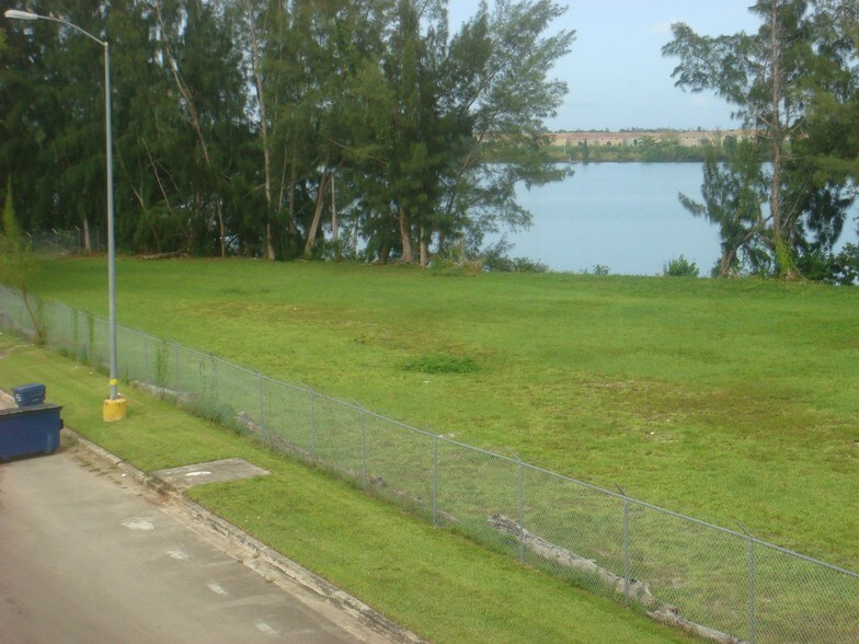 More Photos Of 27455 S Dixie Hwy, Homestead Land For Lease