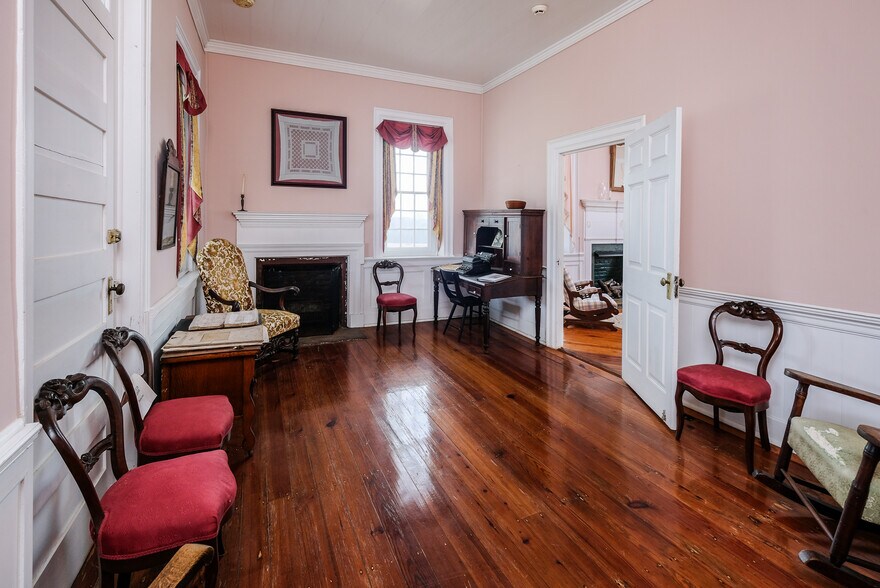 More Photos Of 163 Old Buncombe Rd, Union Specialty For Sale