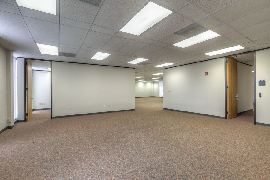 More Photos Of 1115 Gemini St, Houston Loft Creative Space For Lease