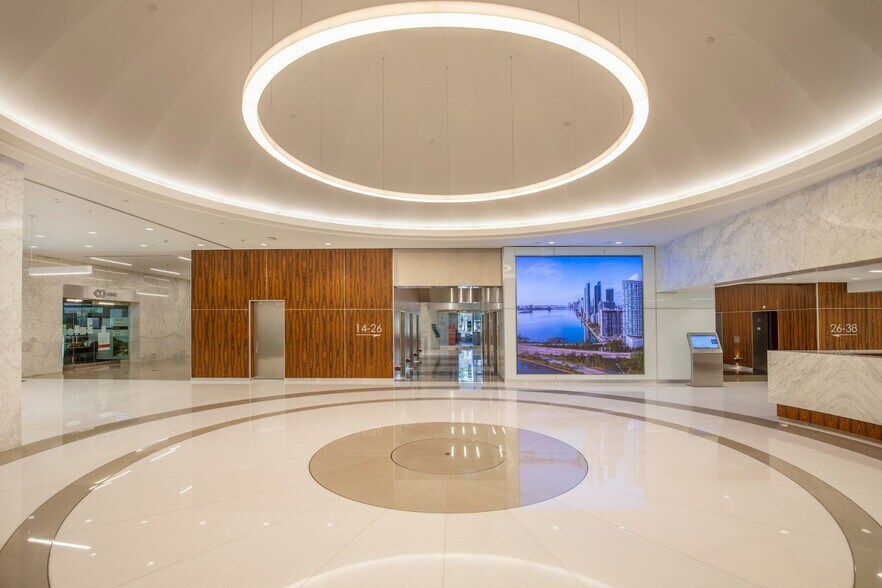 More Photos Of 2 S Biscayne Blvd, Miami Office Residential For Lease