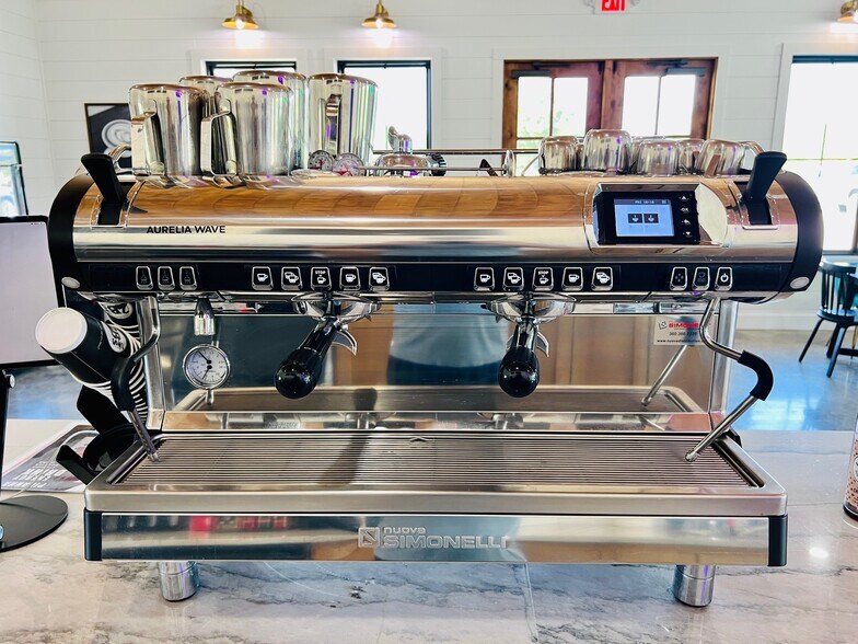 More Photos Of 211 W Highway 70, Madill Fast Food For Sale