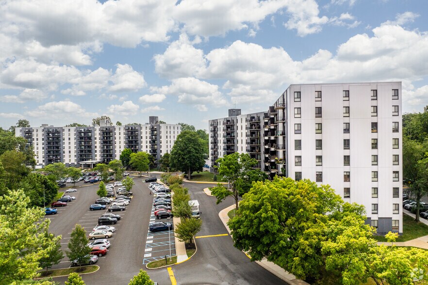 More Photos Of 1001-1003 Easton Rd, Willow Grove Apartments For Lease