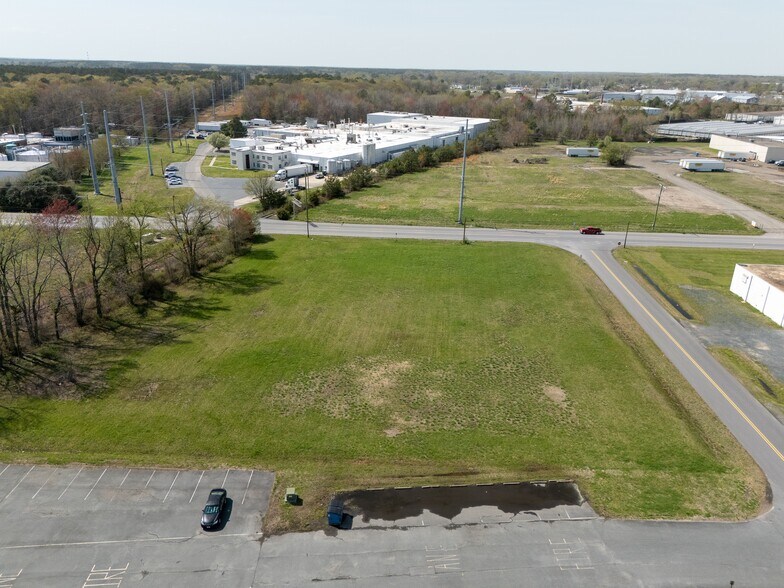 More Photos Of Chesapeake Dr @ Woods Road, Cambridge Land For Sale