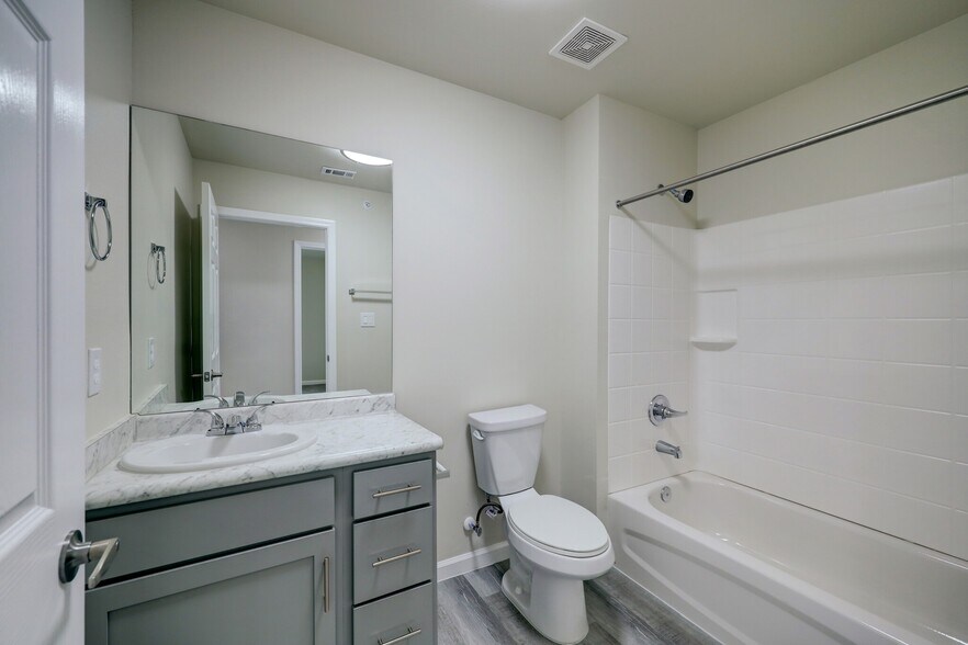 More Photos Of 155 Plez Morgan, Montgomery Apartments For Sale