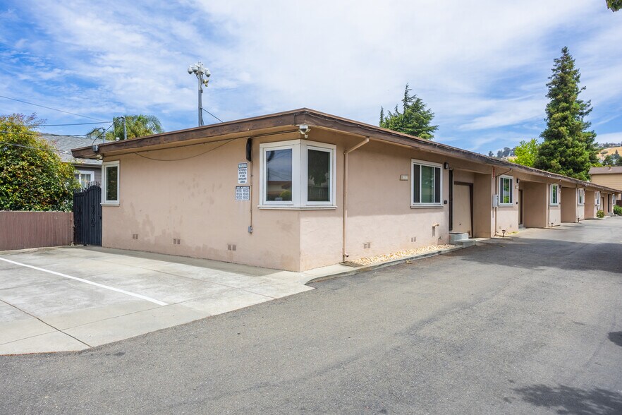 More Photos Of 16118-16152 Mateo St, San Leandro Apartments For Sale