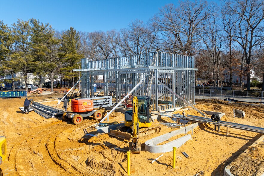 More Photos Of 360 US Highway 9, Manalapan Township Restaurant For Sale