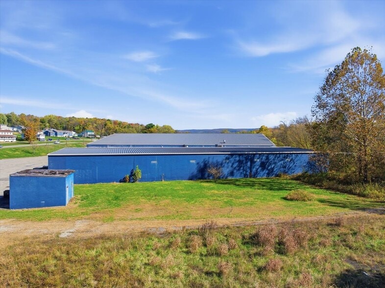 More Photos Of 5001 W Crawford Ave, Connellsville Skating Rink For Sale