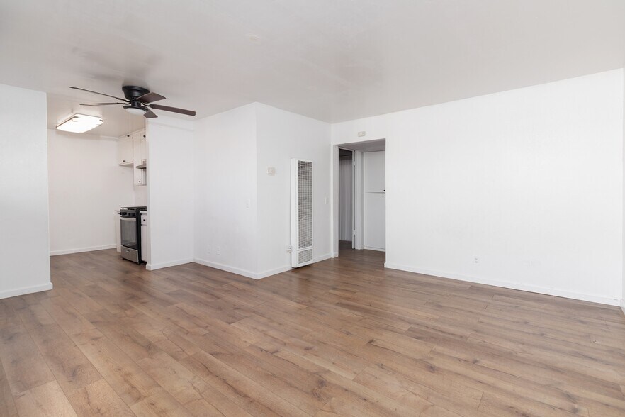 More Photos Of 165 N Hamilton Ave, Hemet Multifamily For Sale