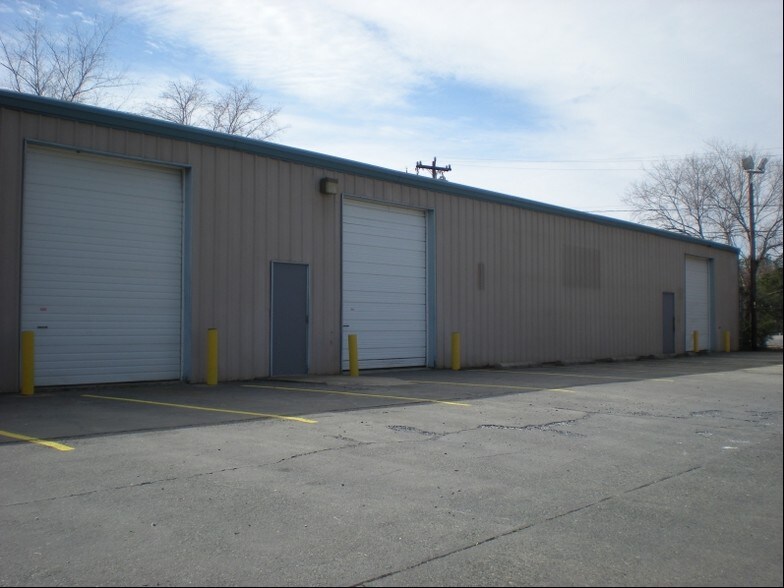 More Photos Of 402 N Hardee St, Durham Light Manufacturing For Lease