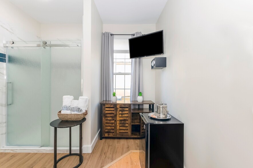 More Photos Of 29 Cuna St, Saint Augustine Hospitality For Sale