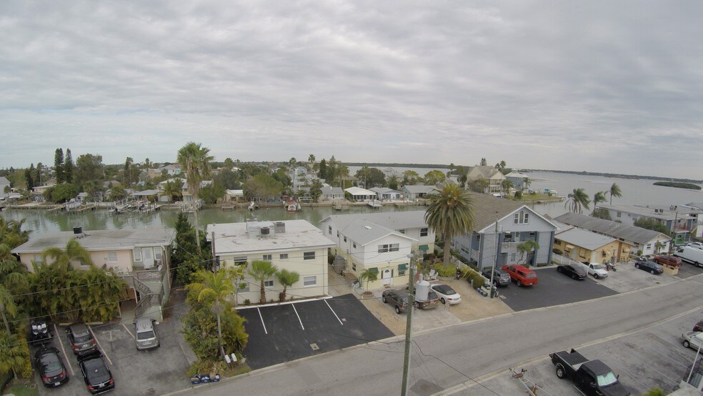 More Photos Of 515 129th Ave, Madeira Beach Apartments For Sale