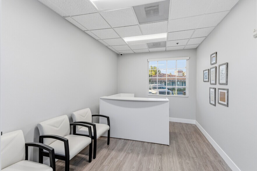 More Photos Of 3037 E Warm Springs Rd, Las Vegas Medical For Sale