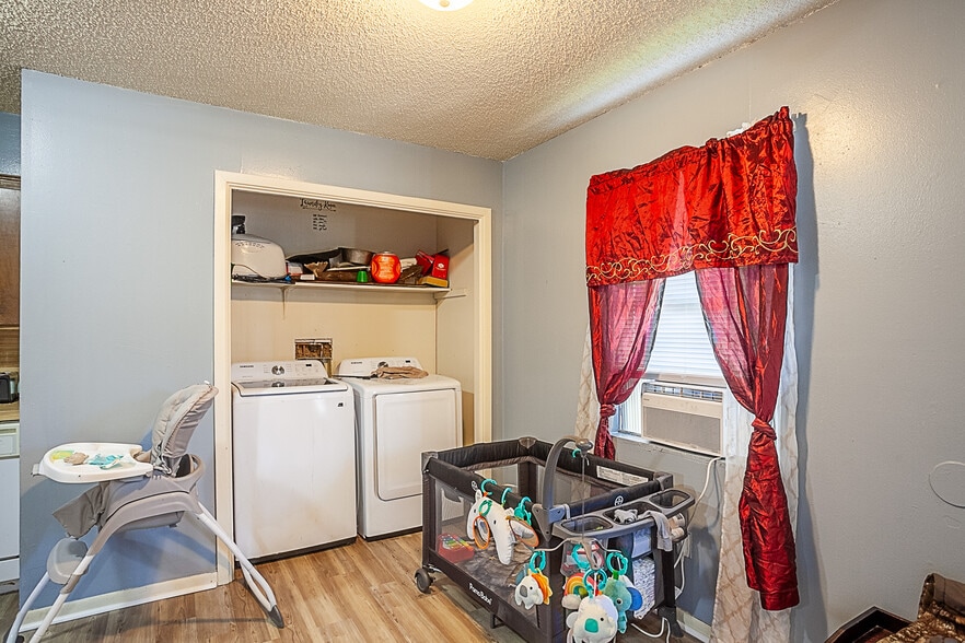 More Photos Of 750 S 3rd St, Silsbee Apartments For Sale