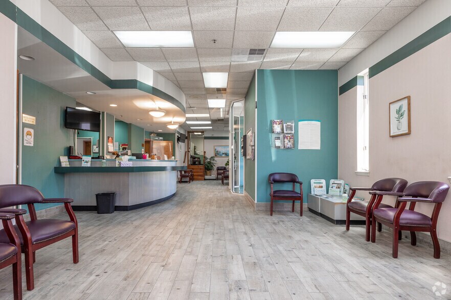 More Photos Of 1003 Main Ave, Clifton Medical For Lease