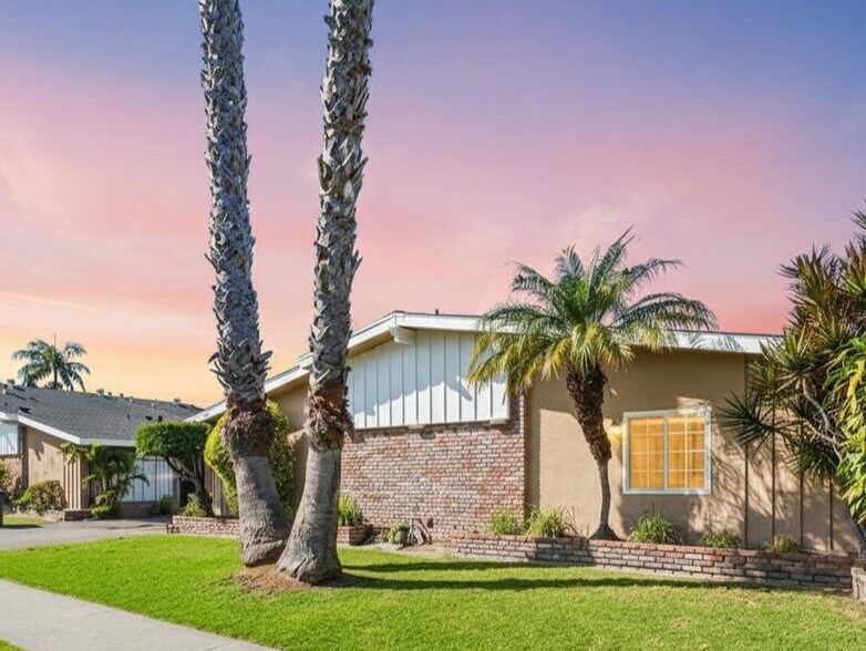 Primary Photo Of 13161 Adland St, Garden Grove Apartments For Sale