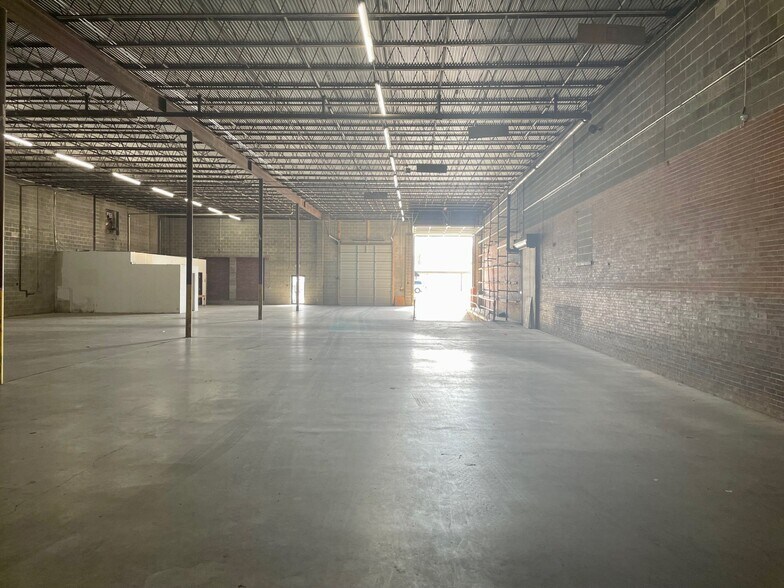 More Photos Of 211 N Spring St, Cape Girardeau Industrial For Sale