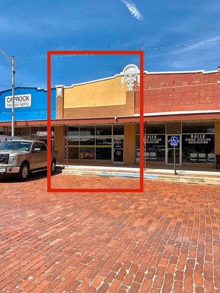 More Photos Of 809 Main Ave, Ralls Storefront Retail Office For Sale