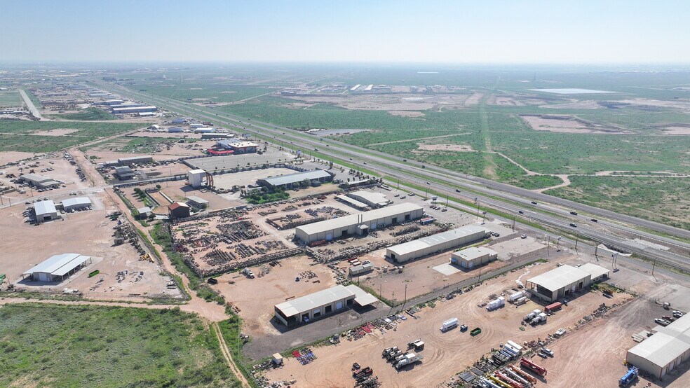 More Photos Of 12718 TX-191, Midland Warehouse For Lease