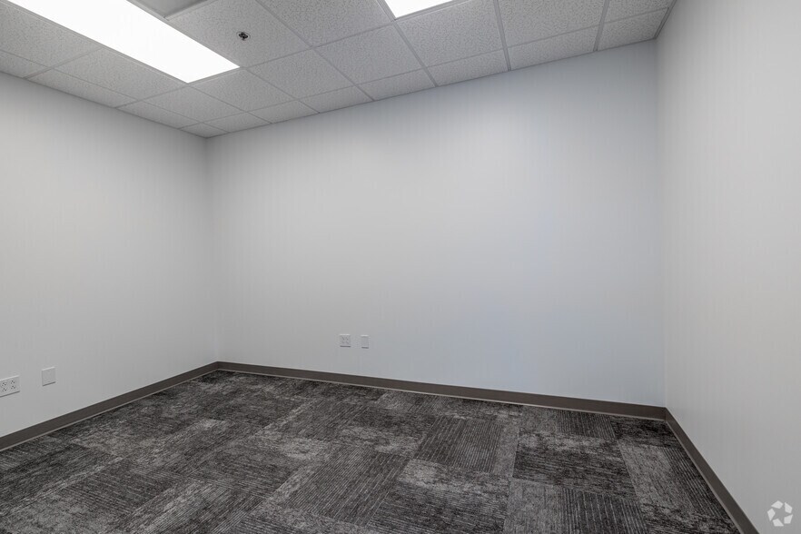 More Photos Of 8301 Old Dowd Rd, Charlotte Industrial For Lease
