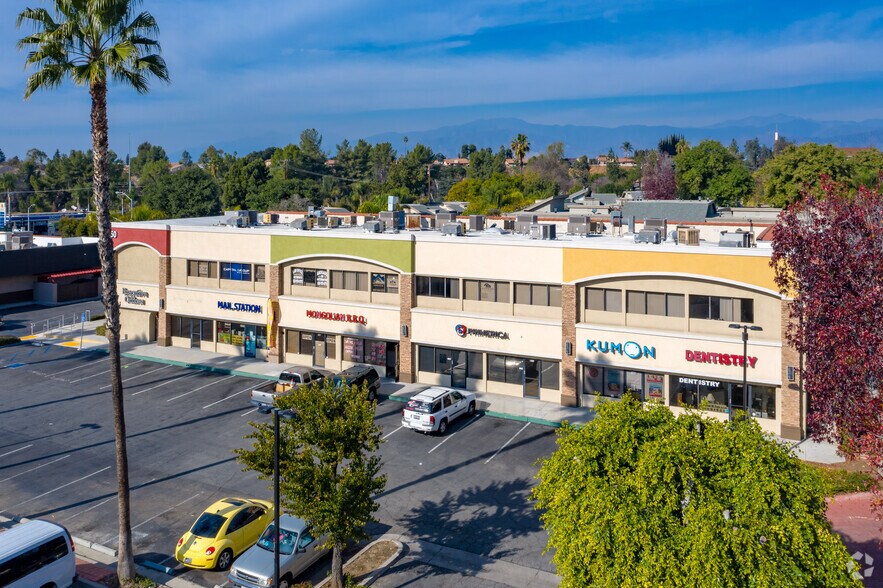 More Photos Of 134-150 N Grand Ave, West Covina General Retail For Lease