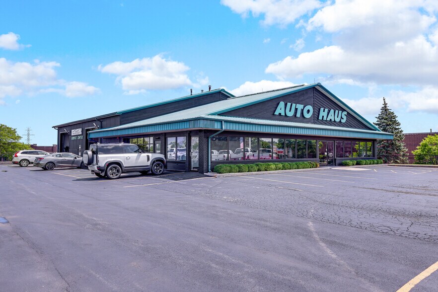 More Photos Of 19915 S La Grange Rd, Frankfort Auto Dealership For Lease