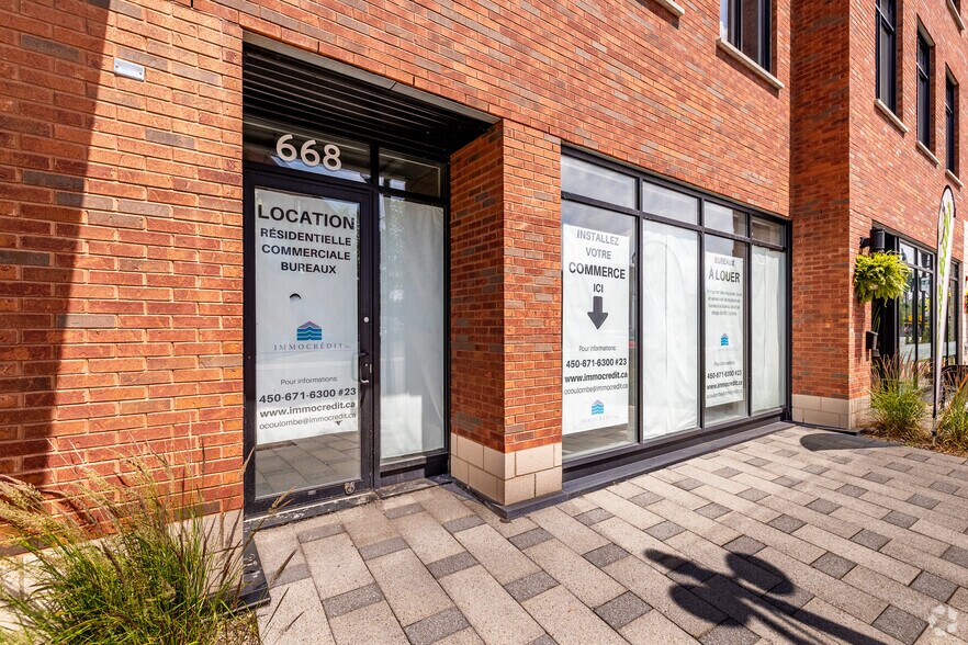 More Photos Of 662 Av Victoria, St-Lambert General Retail For Lease