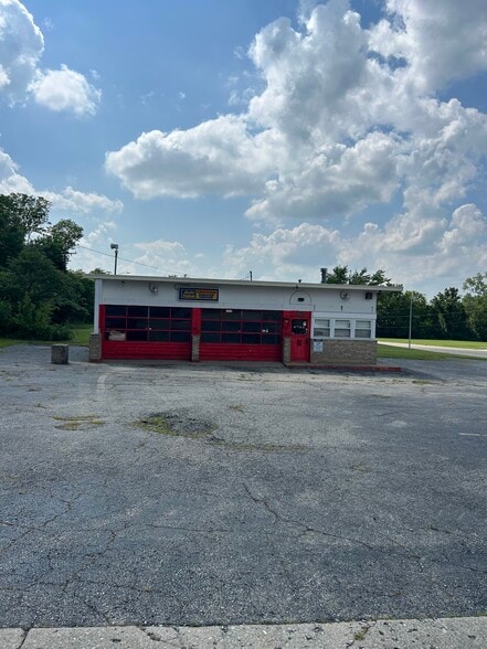 More Photos Of 501 E Trotwood Blvd, Trotwood Auto Repair For Sale