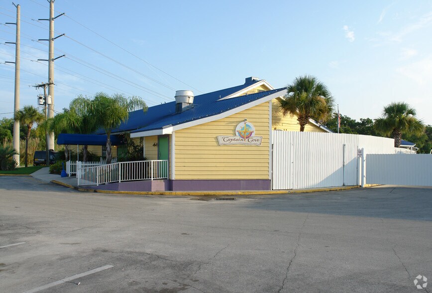 More Photos Of 4380 Carraway Pl, Sanford Restaurant For Lease