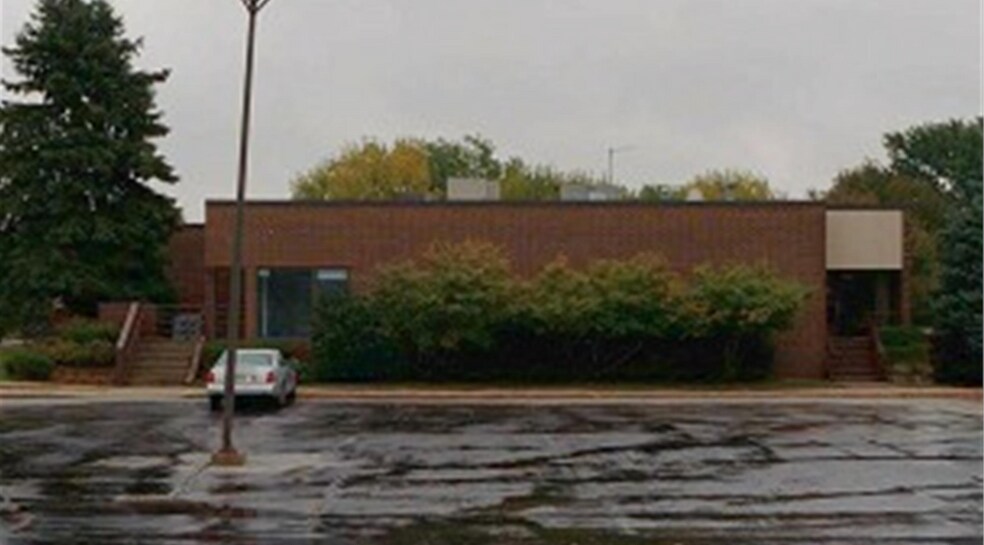 More Photos Of 825 S Taft Ave, Mason City Office For Lease