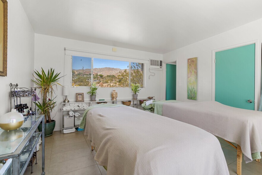 More Photos Of 12689 Eliseo Rd, Desert Hot Springs Hotel For Sale