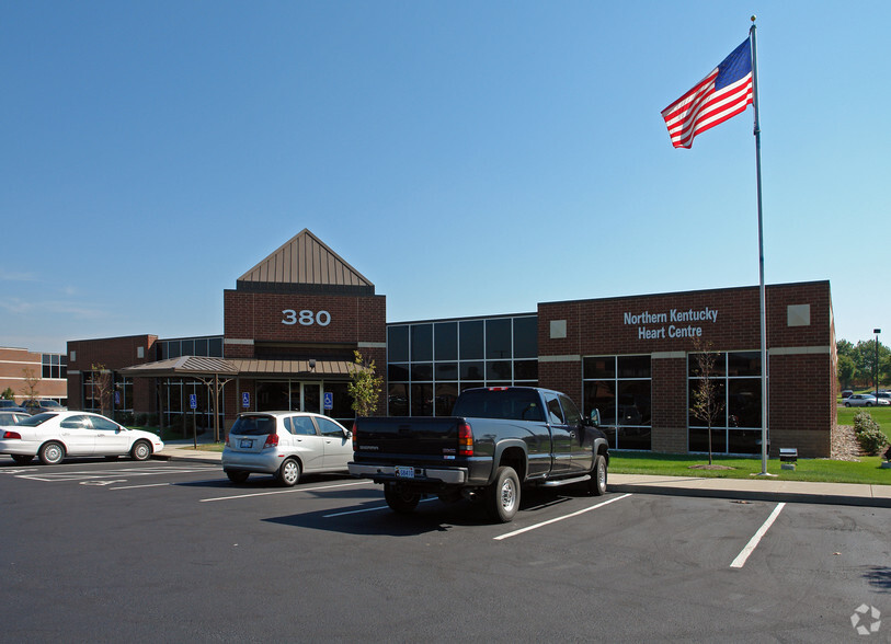 Primary Photo Of 380 Centre View Blvd, Fort Mitchell Medical For Lease