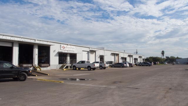 More Photos Of 405 N T St, Harlingen Unknown For Lease