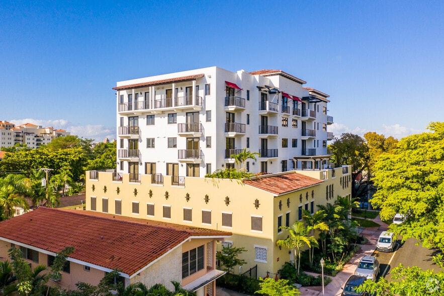 More Photos Of 1091 Galiano St, Coral Gables Apartments For Sale
