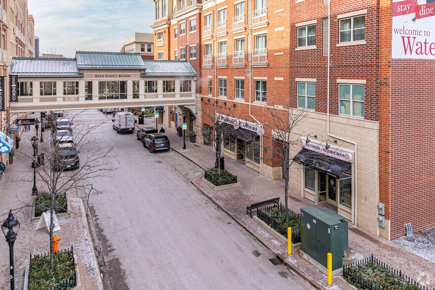 More Photos Of 123 Water St, Naperville General Retail For Lease