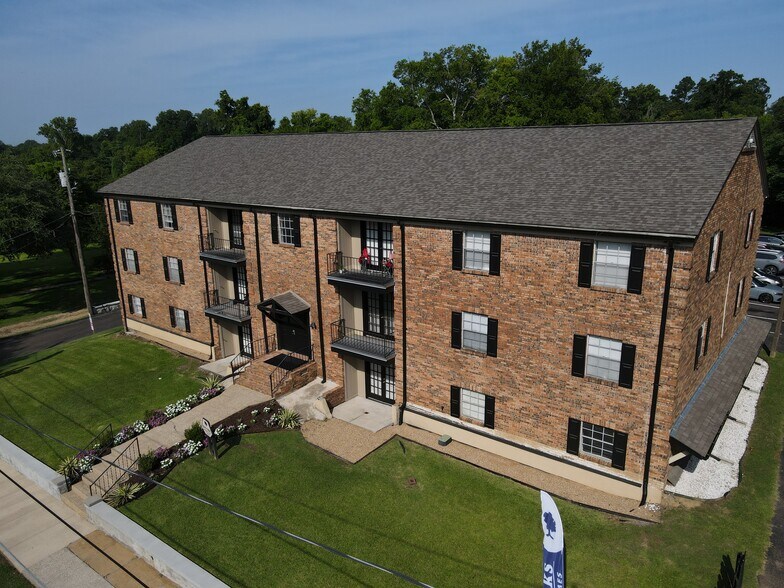 More Photos Of , Vicksburg Multifamily For Sale