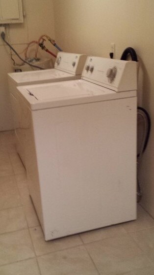 More Photos Of 28 E Main St, Halliday Specialty For Sale