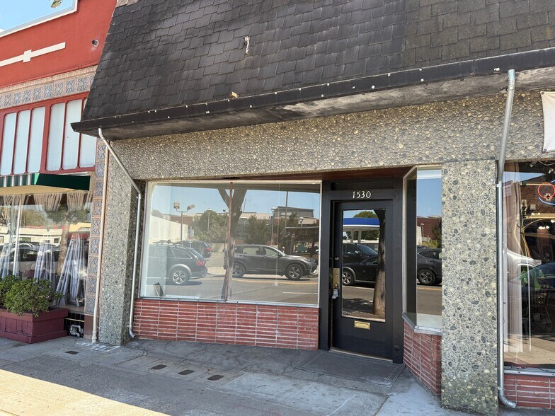 Primary Photo Of 1526 Park St, Alameda Storefront For Lease
