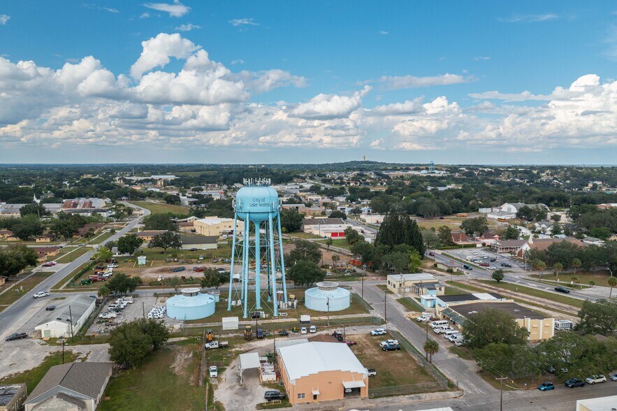 More Photos Of 322 S Scenic Hwy, Lake Wales General Retail For Sale