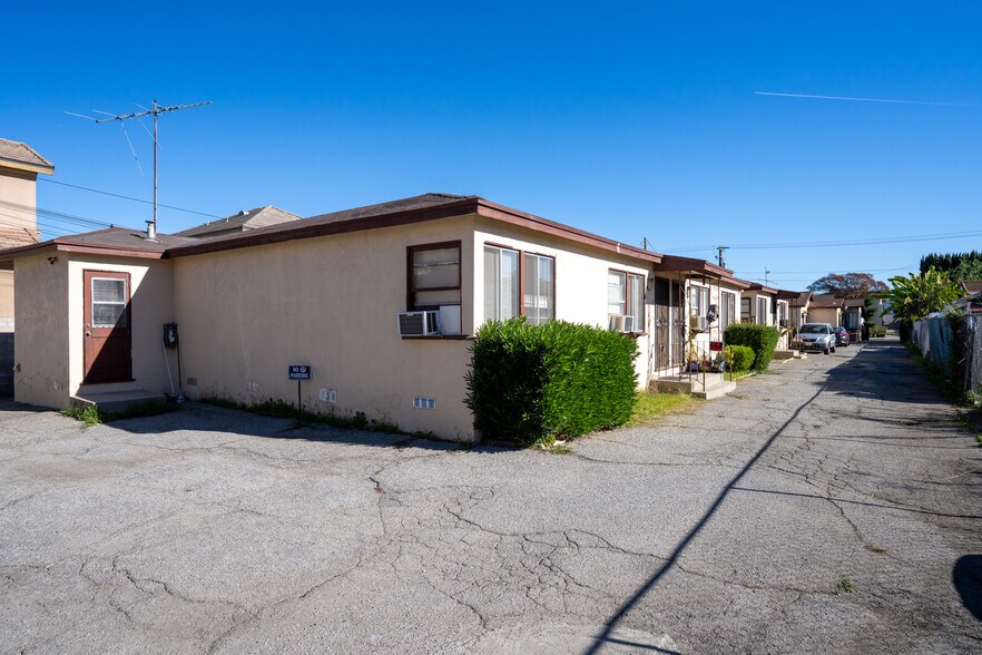More Photos Of 215 N Alhambra Ave, Monterey Park Apartments For Sale