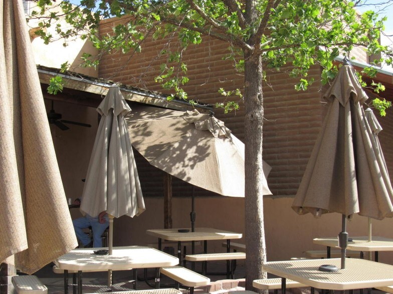 More Photos Of 60 S 10th St, Tombstone Restaurant For Sale