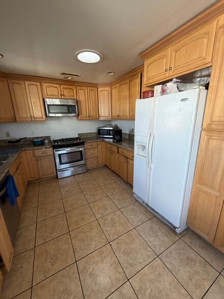 More Photos Of 10923 S Inglewood Ave, Inglewood Apartments For Sale