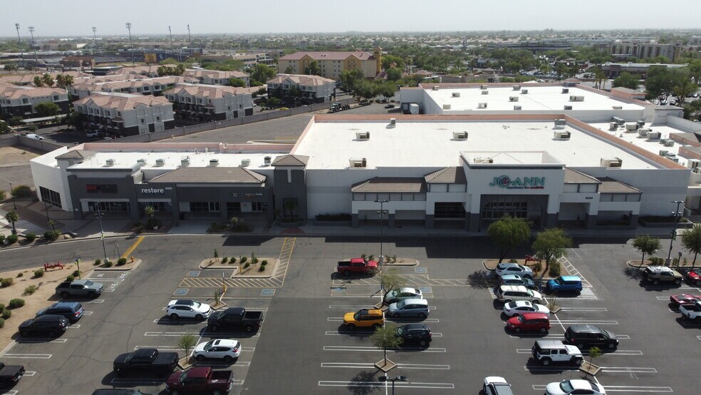 More Photos Of 8055 W Bell Rd, Peoria Unknown For Lease