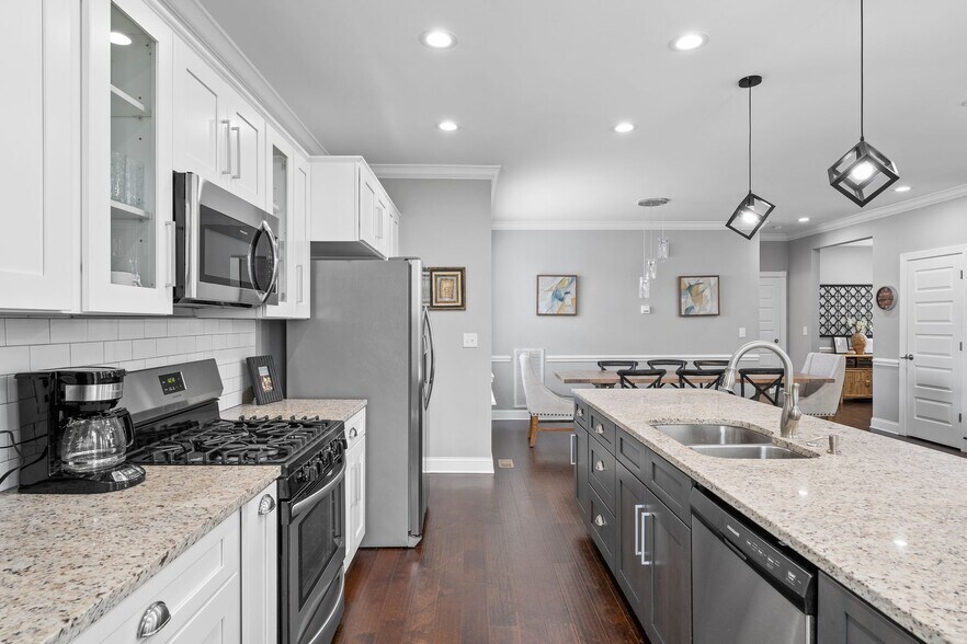 More Photos Of , Greenville Multifamily For Sale