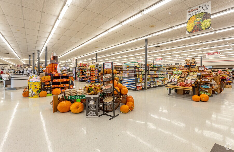 More Photos Of 42950 US Highway 72, Stevenson Unknown For Sale