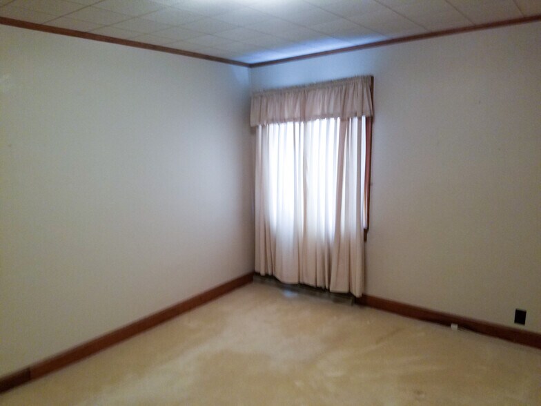 More Photos Of 1305 Whipple Ave NW, Canton Office For Lease