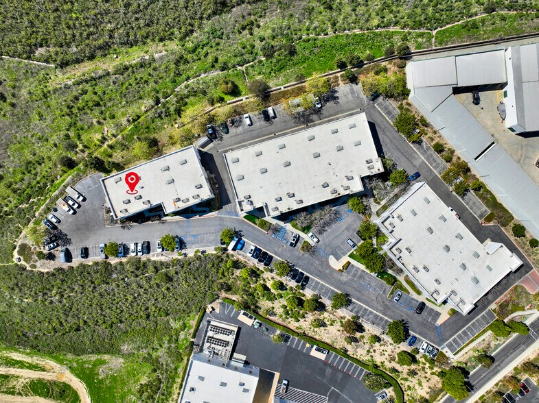 More Photos Of 232 Avenida Fabricante, San Clemente Warehouse For Lease