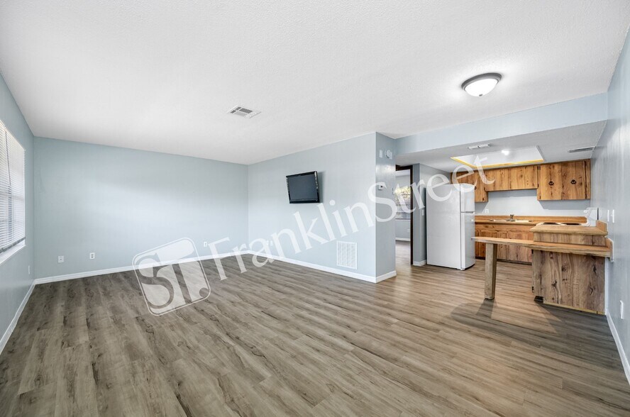 More Photos Of 4111 Alabama, Homosassa Apartments For Sale